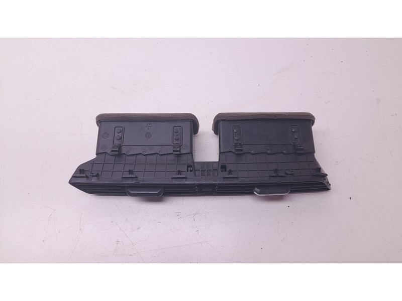 Recambio de aireador central para mg zs suv (azs1) 1.5 vti referencia OEM IAM 10563702  