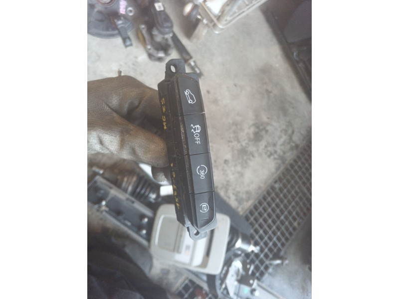 Recambio de mando multifuncion para mg zs suv (azs1) 1.5 vti referencia OEM IAM 10700971  