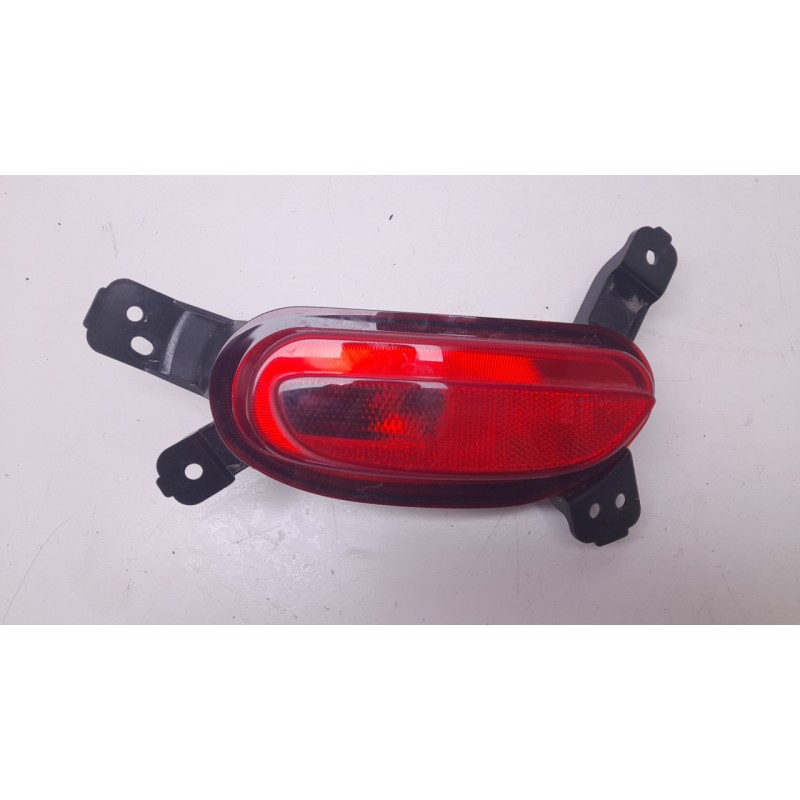 Recambio de piloto trasero derecho paragolpes para mg zs suv (azs1) 1.5 vti referencia OEM IAM 10571686  1910506