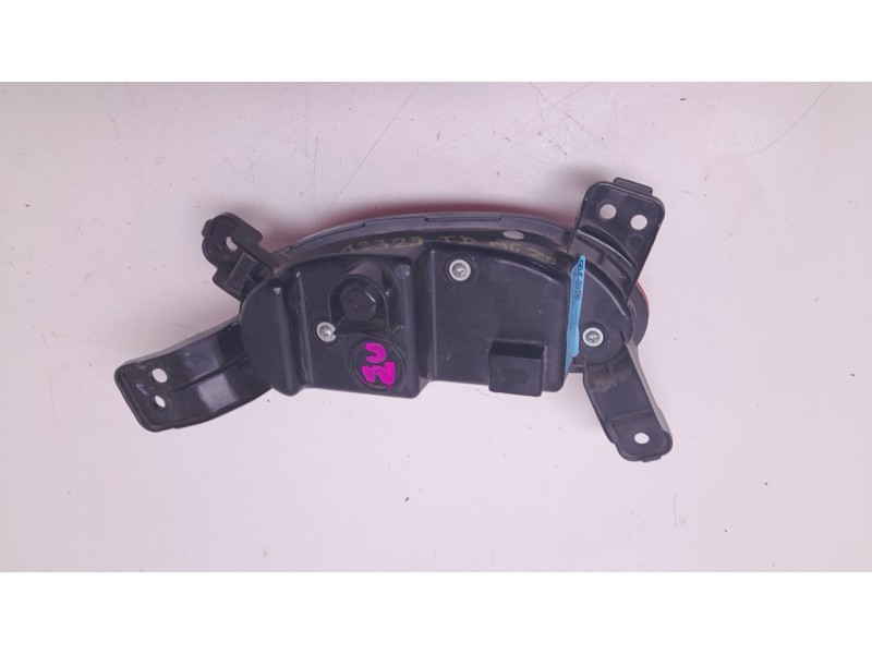 Recambio de piloto trasero derecho paragolpes para mg zs suv (azs1) 1.5 vti referencia OEM IAM 10571686  1910506
