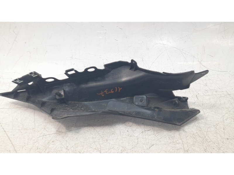 Recambio de moldura para yamaha yzf-r 7 yzf-r 7 referencia OEM IAM BEB2173100  