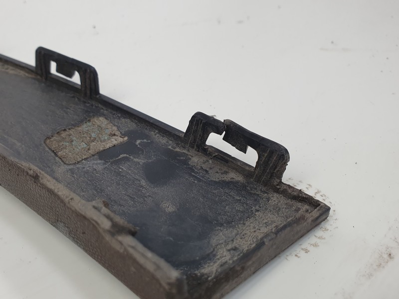 Recambio de aletin trasero derecho para mercedes-benz clase gla (x156) gla 200 cdi / d (156.908) referencia OEM IAM 1568851200  