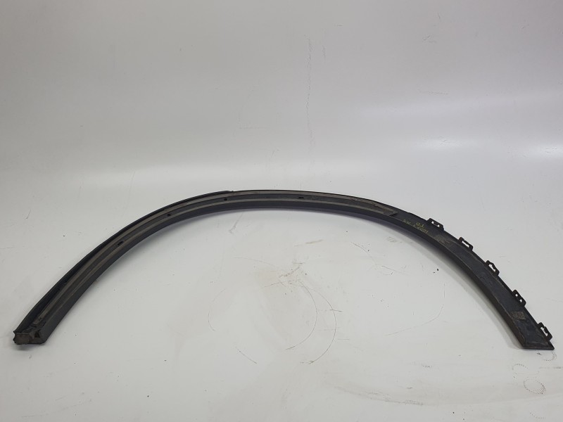 Recambio de aletin trasero derecho para mercedes-benz clase gla (x156) gla 200 cdi / d (156.908) referencia OEM IAM 1568851200  