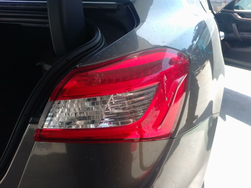 Recambio de piloto trasero derecho para maserati ghibli iii (m157) 3.0 s q4 referencia OEM IAM   