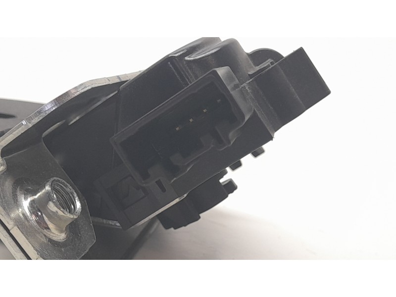 Recambio de cerradura maletero / porton para mg zs suv (azs1) 1.5 vti referencia OEM IAM 10459738  