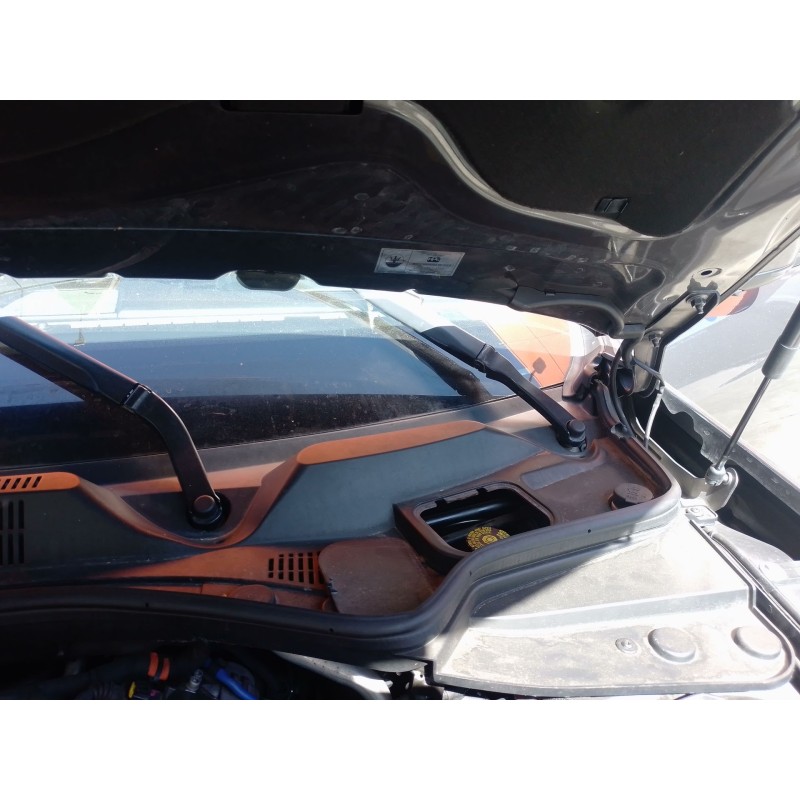 Recambio de brazo limpia delantero izquierdo para maserati ghibli iii (m157) 3.0 s q4 referencia OEM IAM   