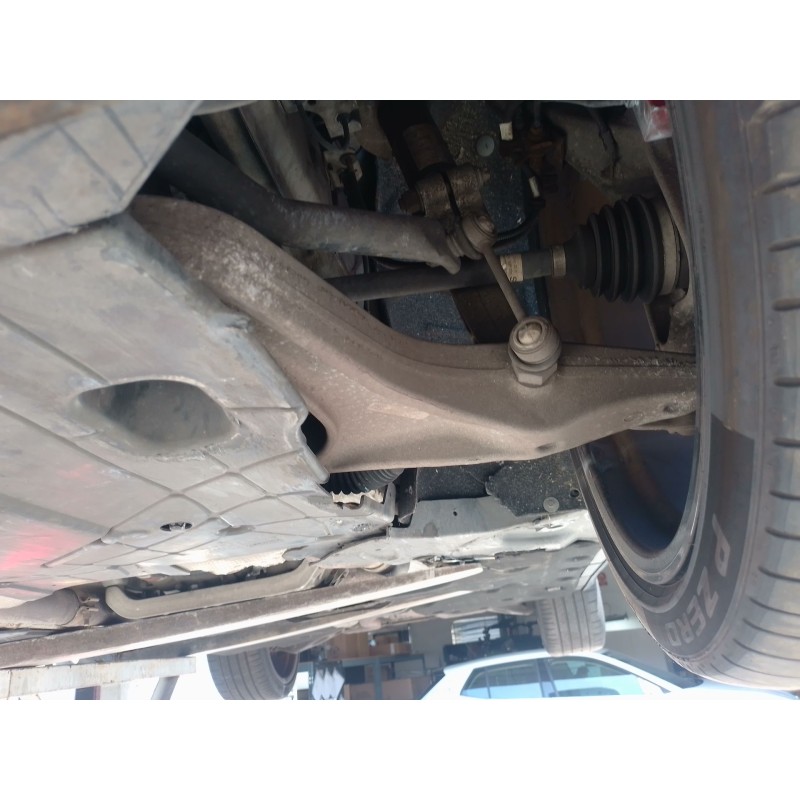 Recambio de brazo suspension inferior delantero izquierdo para maserati ghibli iii (m157) 3.0 s q4 referencia OEM IAM   