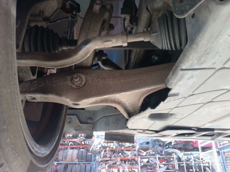 Recambio de brazo suspension inferior delantero izquierdo para maserati ghibli iii (m157) 3.0 s q4 referencia OEM IAM   