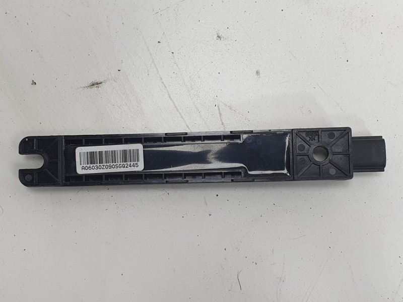 Recambio de modulo electronico para kia ev9 100 gt-line awd referencia OEM IAM 95460L2000  