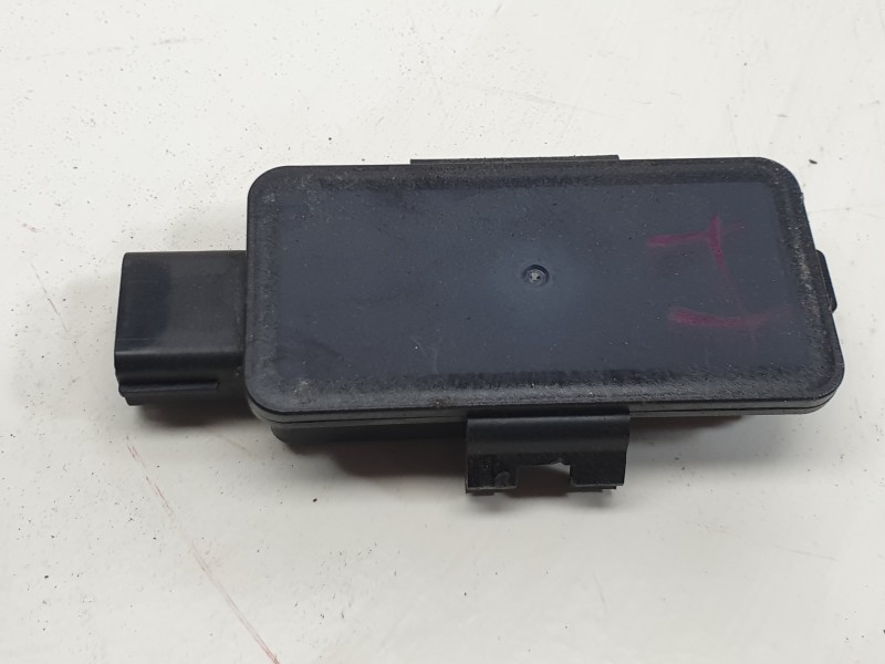 Recambio de modulo electronico para kia ev9 100 gt-line awd referencia OEM IAM 955D0DO000  