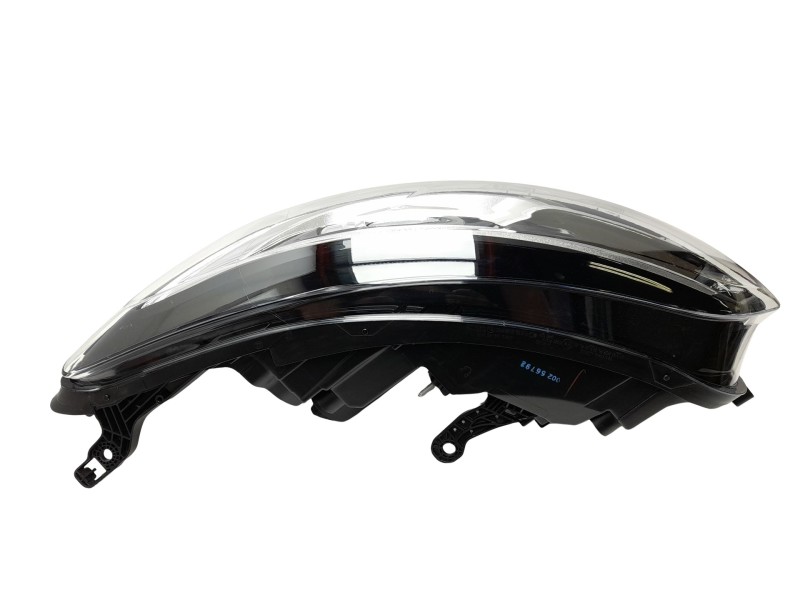 Recambio de faro izquierdo para renault kadjar referencia OEM IAM 260600217R  10118050002/11231531/5830001/5831005