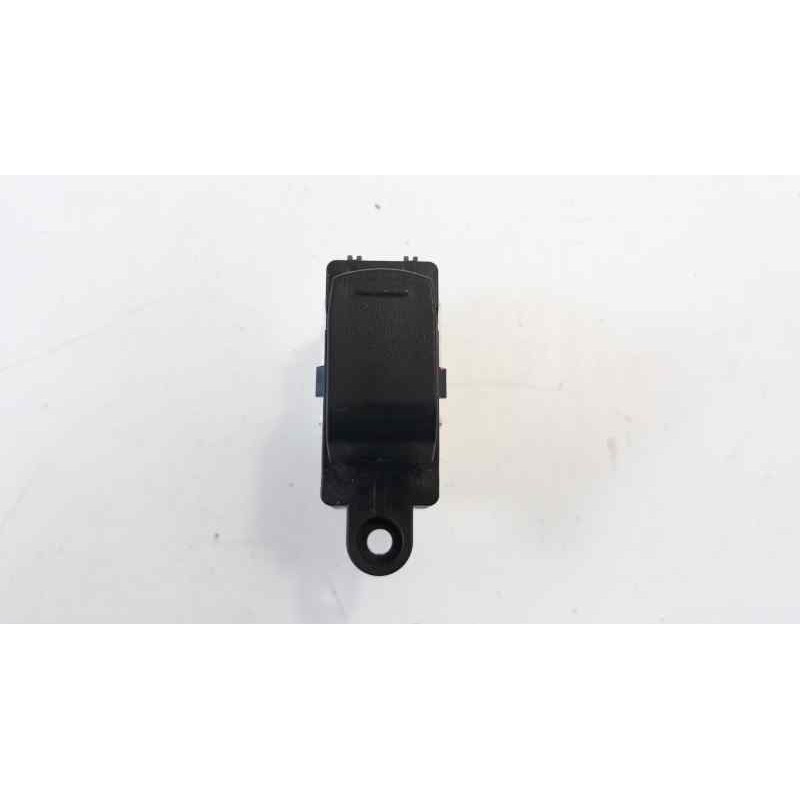 Recambio de mando elevalunas trasero izquierdo para suzuki vitara 1.6 ddis comfort 4x4 referencia OEM IAM   