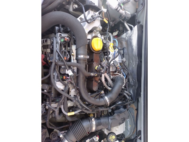 Recambio de centralita motor uce para dacia sandero iii 1.0 tce 90 eco-g referencia OEM IAM   