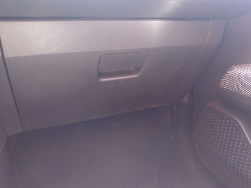 Recambio de guantera para dacia sandero iii 1.0 tce 90 eco-g referencia OEM IAM   