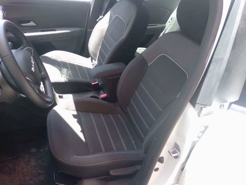 Recambio de juego asientos completo para dacia sandero iii 1.0 tce 90 eco-g referencia OEM IAM   