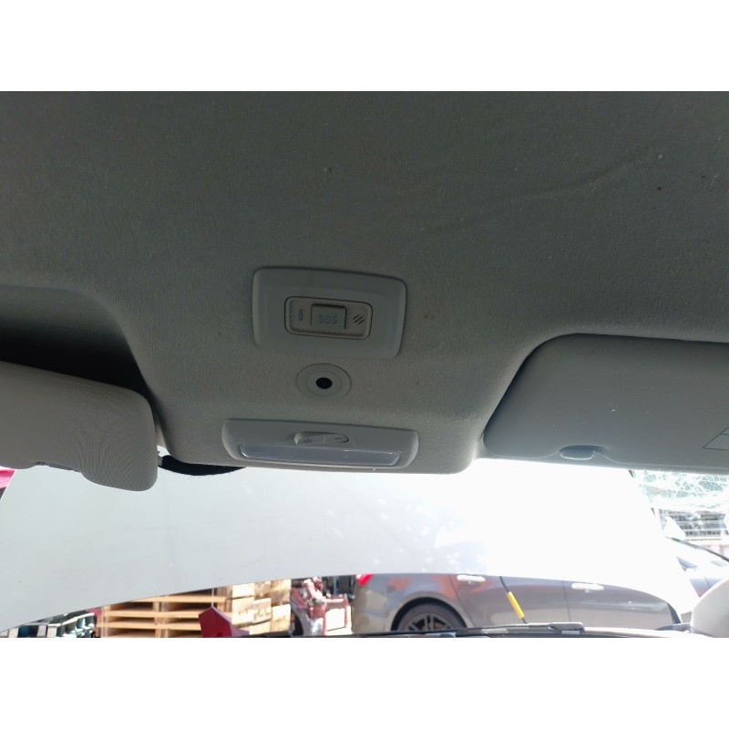 Recambio de luz interior para dacia sandero iii 1.0 tce 90 eco-g referencia OEM IAM   