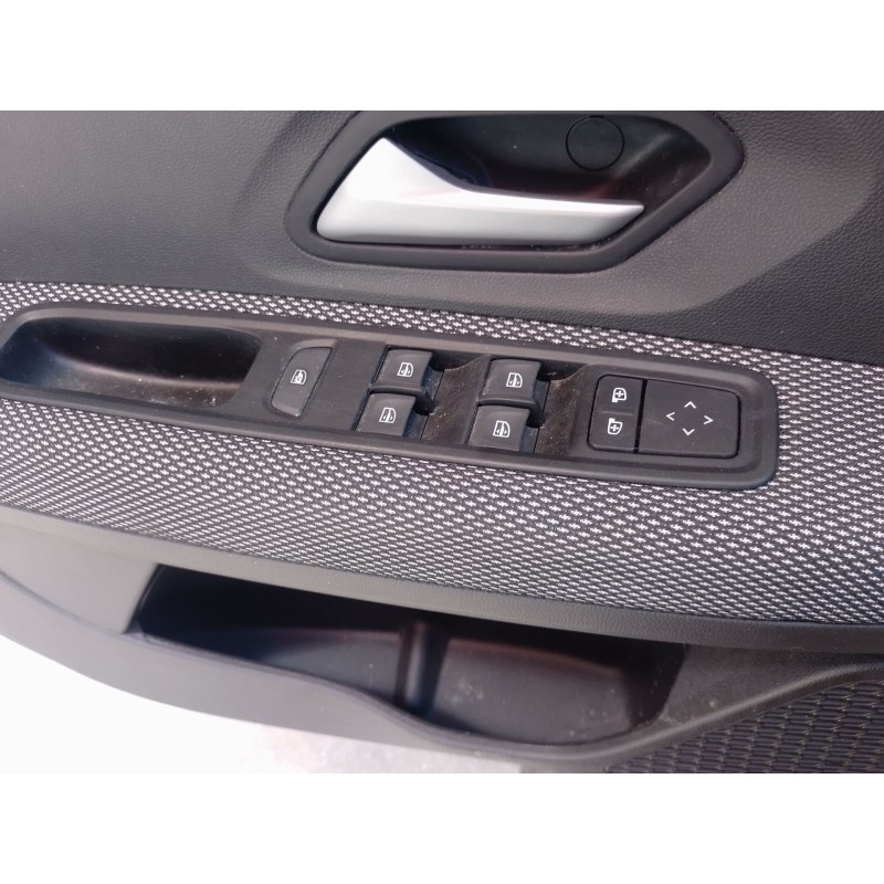 Recambio de mando elevalunas delantero izquierdo para dacia sandero iii 1.0 tce 90 eco-g referencia OEM IAM   