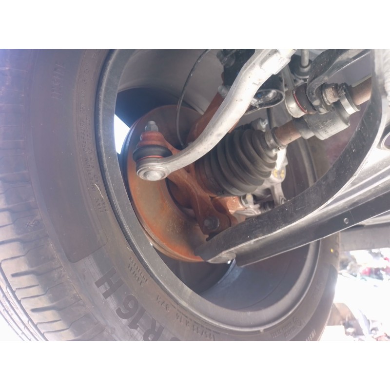 Recambio de mangueta delantera izquierda para dacia sandero iii 1.0 tce 90 eco-g referencia OEM IAM   