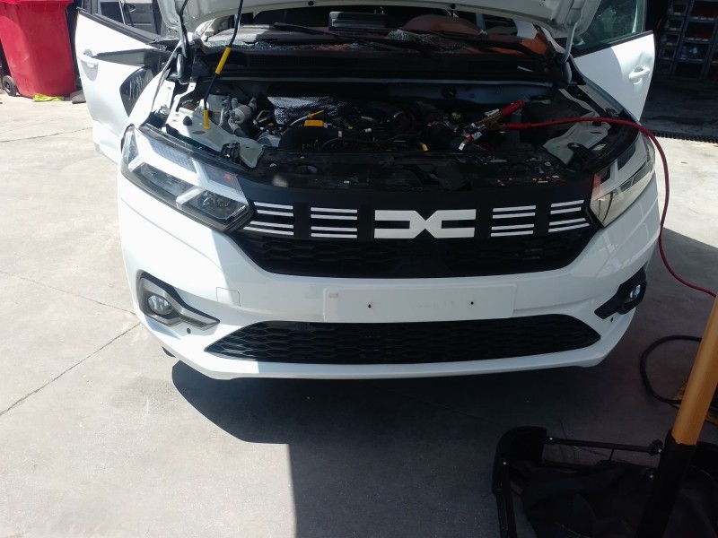 Recambio de paragolpes delantero para dacia sandero iii 1.0 tce 90 eco-g referencia OEM IAM   