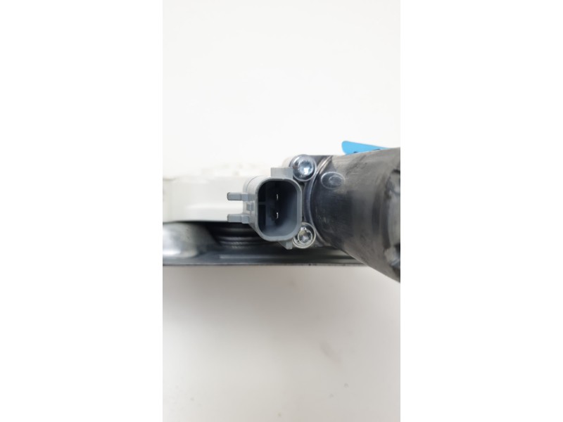 Recambio de elevalunas trasero derecho para dr dr 5.0 suv 1.5 referencia OEM IAM J686204120BA  
