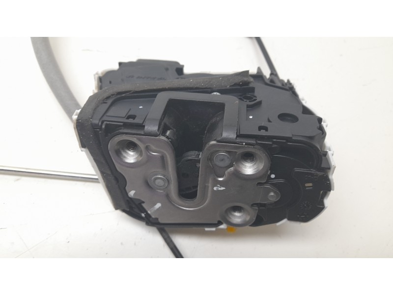 Recambio de cerradura puerta delantera izquierda para mg zs suv (azs1) 1.5 vti referencia OEM IAM 10845780 AP3C11A0 