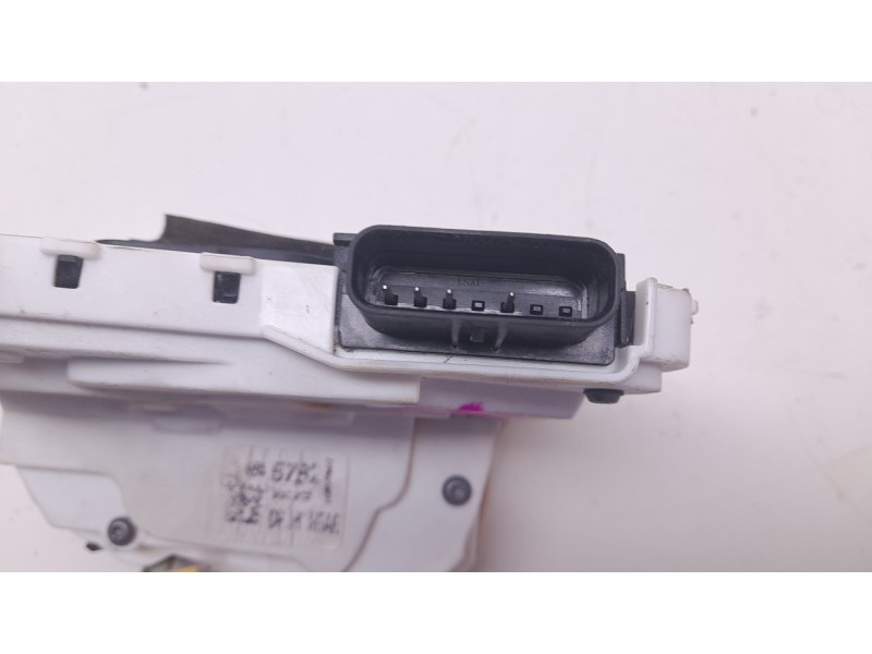 Recambio de cerradura puerta trasera izquierda para mg zs suv (azs1) 1.5 vti referencia OEM IAM 1085782  