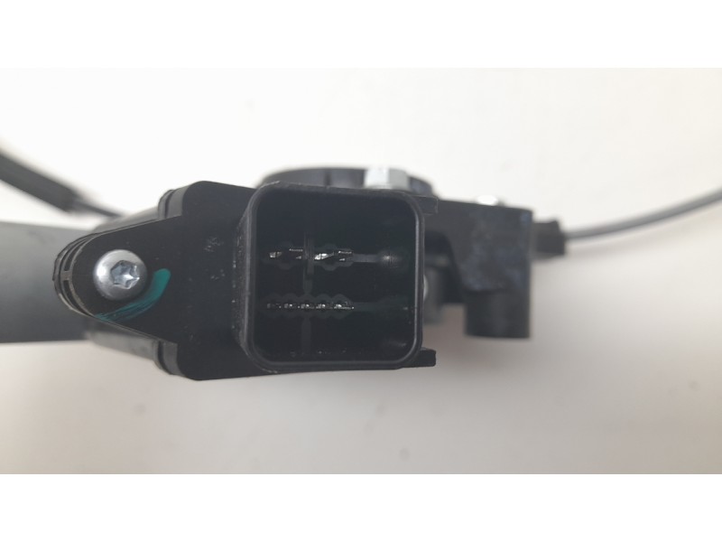 Recambio de elevalunas delantero izquierdo para mg zs suv (azs1) 1.5 vti referencia OEM IAM 10373041  