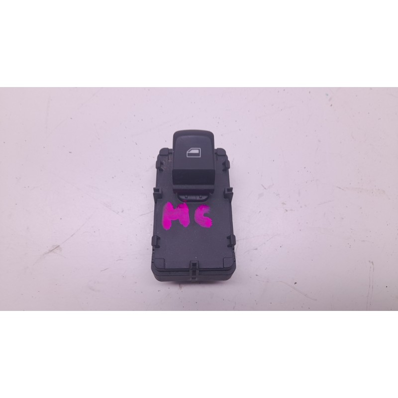 Recambio de mando elevalunas delantero derecho para mg zs suv (azs1) 1.5 vti referencia OEM IAM 10470986  