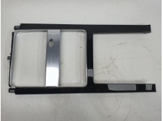 MOLDURA J8A2044E05A 