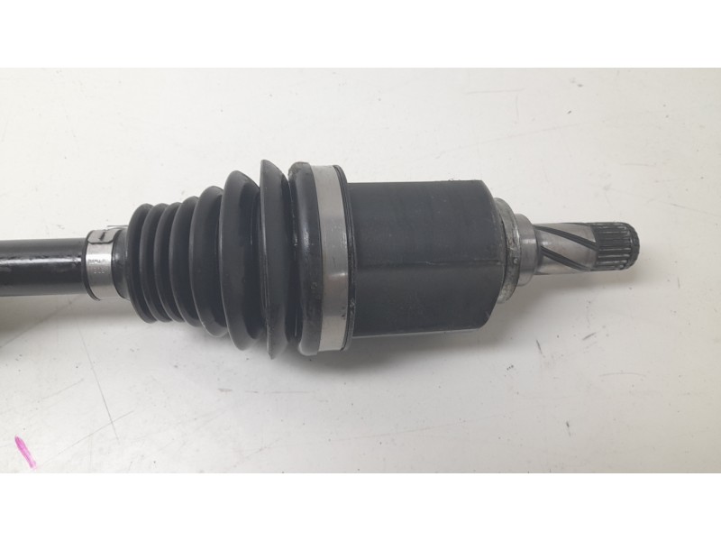 Recambio de transmision delantera derecha para mg zs suv (azs1) 1.5 vti referencia OEM IAM 10233397  