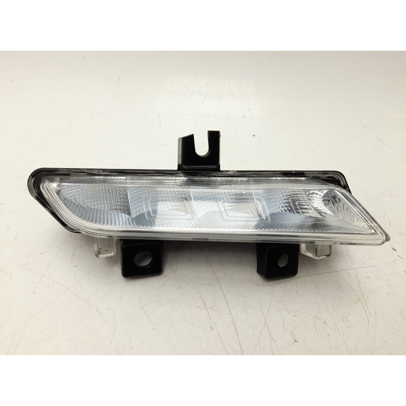 Recambio de piloto delantero derecho para renault clio iv (bh_) 0.9 tce 90 referencia OEM IAM 266000411R  10119960007/14254502/5