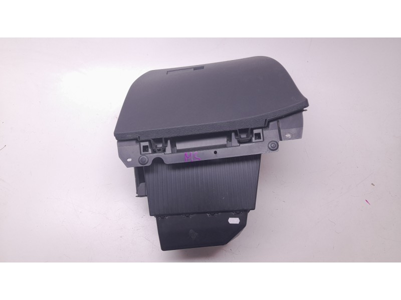 Recambio de guantera para ds ds 3 / ds 3 crossback (ur_, uc_, uj_) 1.2 puretech 130 referencia OEM IAM 98208594ZD  