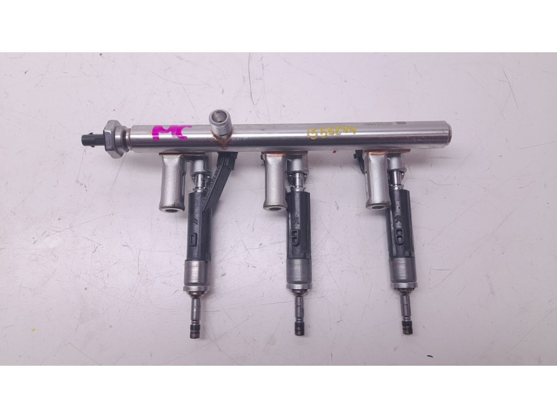 Recambio de rampa inyectora para ds ds 3 / ds 3 crossback (ur_, uc_, uj_) 1.2 puretech 130 referencia OEM IAM 9811353880  792027