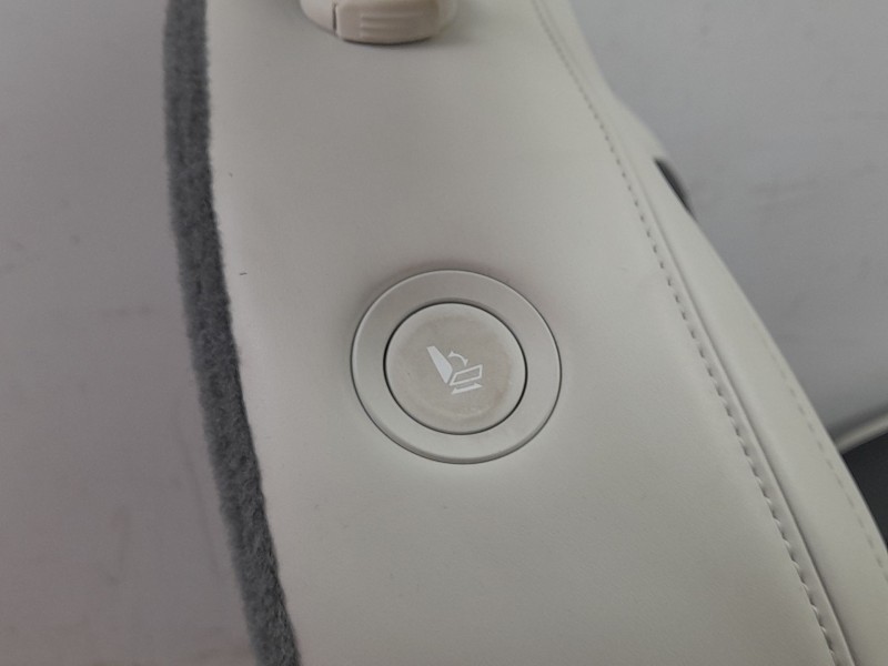 Recambio de asiento trasero medio para kia ev9 100 gt-line awd referencia OEM IAM 89B46DO100DFS  