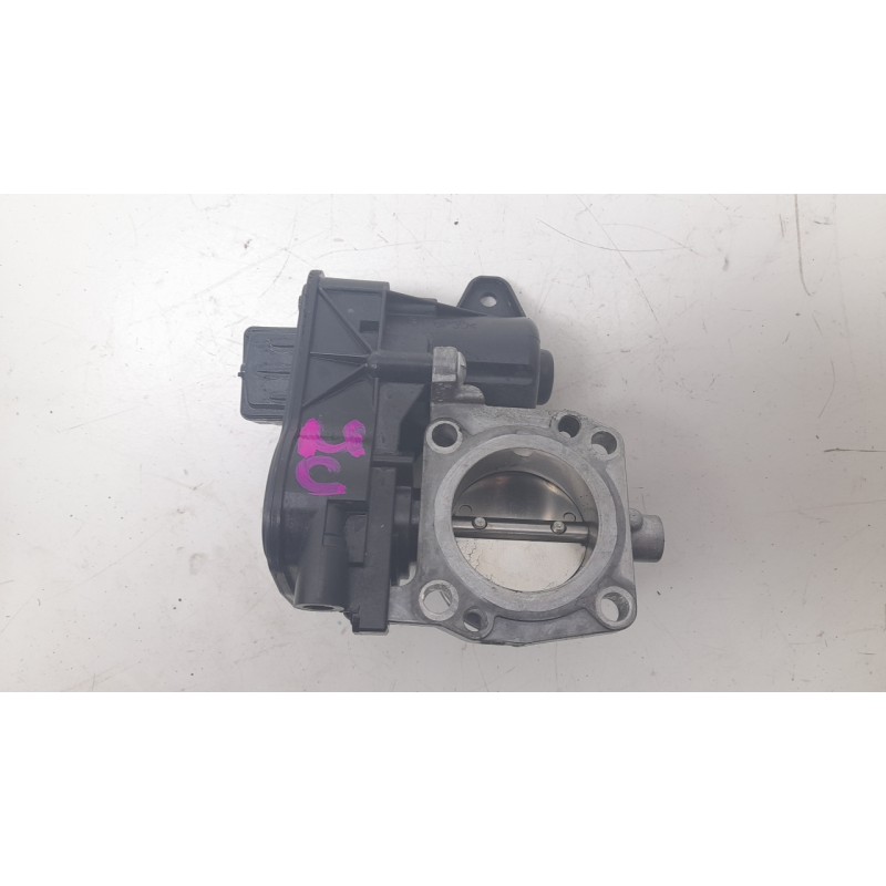 Recambio de caja mariposa para ds ds 3 / ds 3 crossback (ur_, uc_, uj_) 1.2 puretech 130 referencia OEM IAM 9842936880 27633K02 
