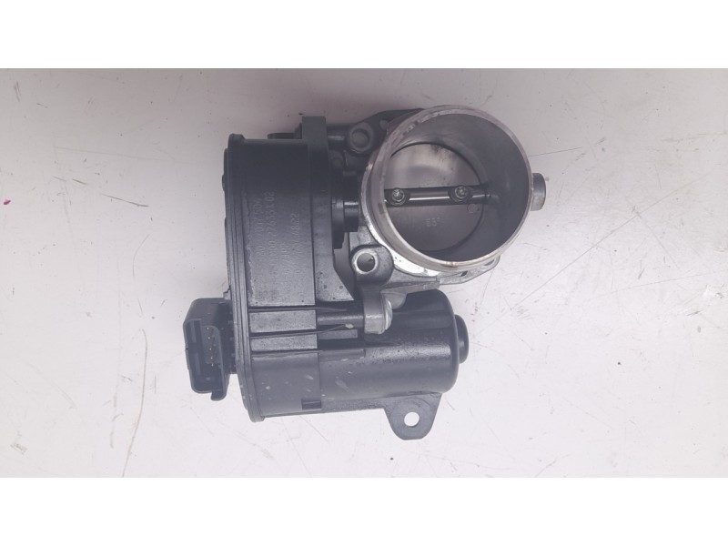 Recambio de caja mariposa para ds ds 3 / ds 3 crossback (ur_, uc_, uj_) 1.2 puretech 130 referencia OEM IAM 9842936880 27633K02 