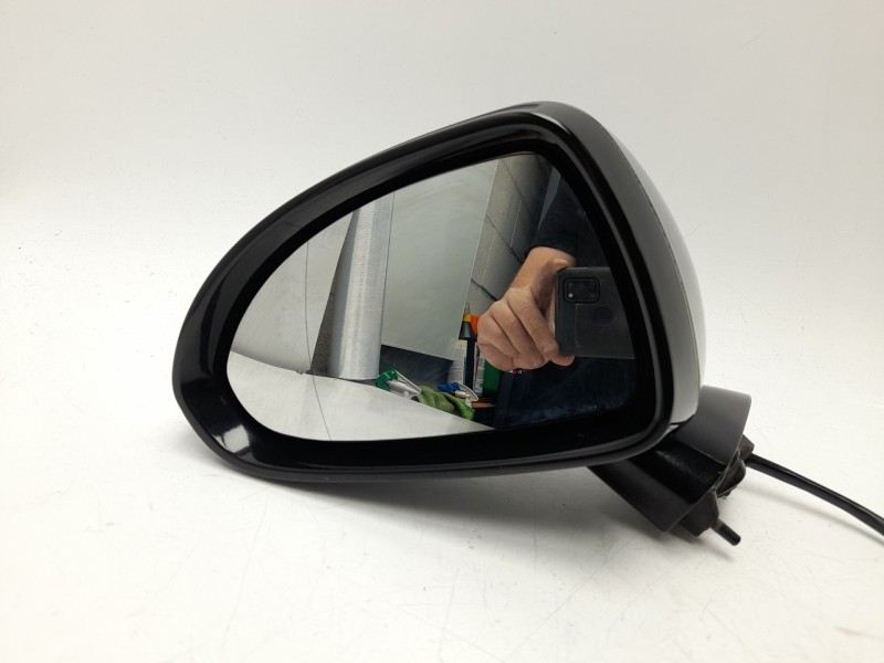 Recambio de retrovisor izquierdo para opel corsa d 1.4 16v referencia OEM IAM 6428253  1051639011/27531481/2320461/2320465/OP034