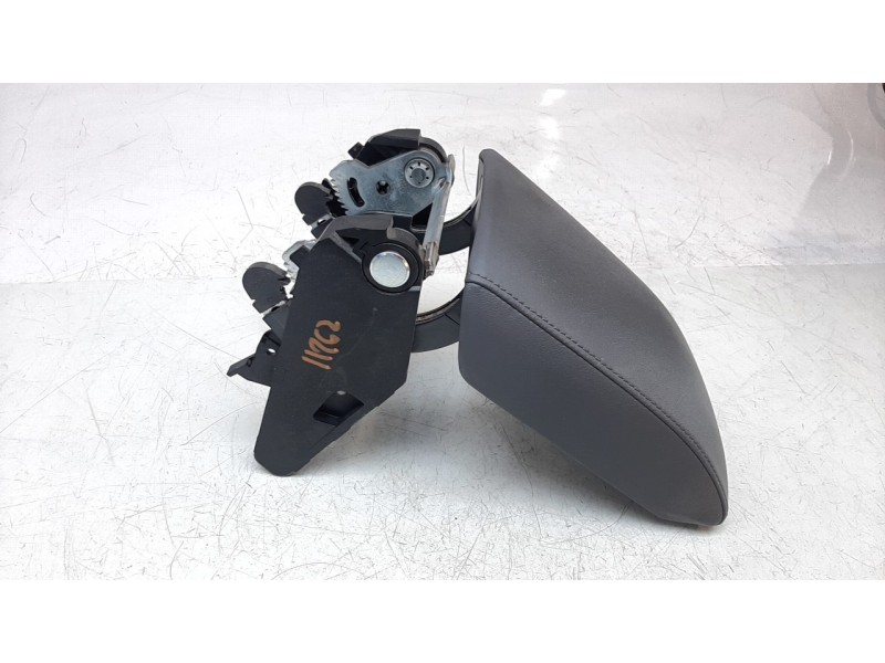 Recambio de apoyabrazos central para volkswagen t-cross 1.0 tsi referencia OEM IAM 2GM864207ATJT  