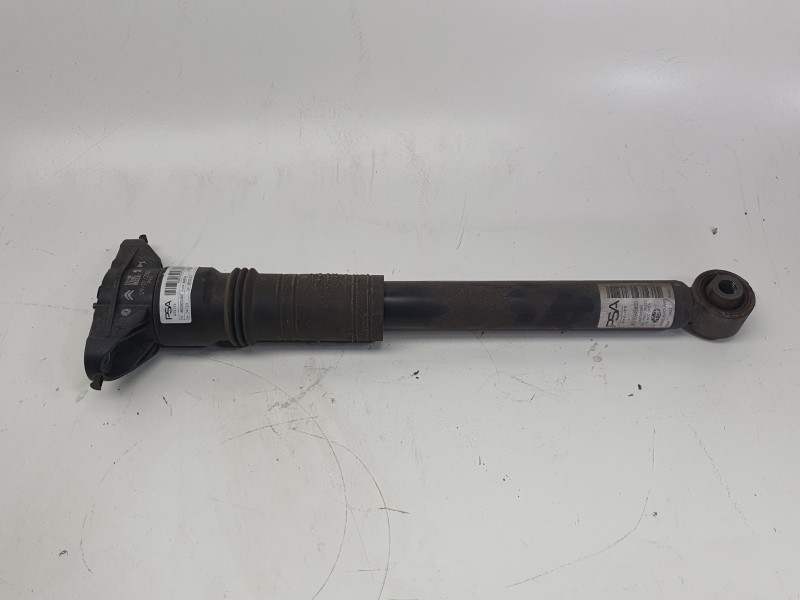 Recambio de amortiguador trasero derecho para ds ds 3 / ds 3 crossback (ur_, uc_, uj_) 1.2 puretech 130 referencia OEM IAM 98310