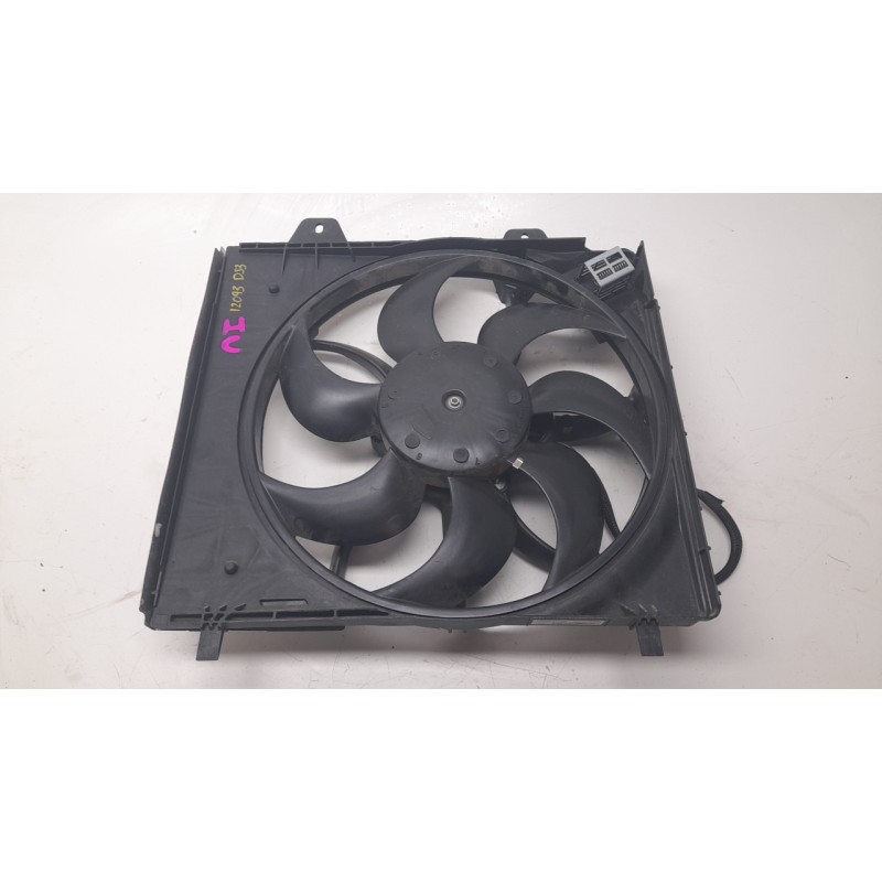 Recambio de electroventilador para ds ds 3 / ds 3 crossback (ur_, uc_, uj_) 1.2 puretech 130 referencia OEM IAM 9827752980  EVF7