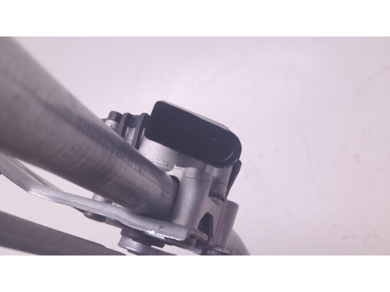 Recambio de motor limpia delantero para ds ds 3 / ds 3 crossback (ur_, uc_, uj_) 1.2 puretech 130 referencia OEM IAM 9824784980 