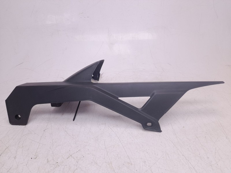 Recambio de guardabarros trasero para voge r 500 r (hr71) referencia OEM IAM 260060238 260060238 