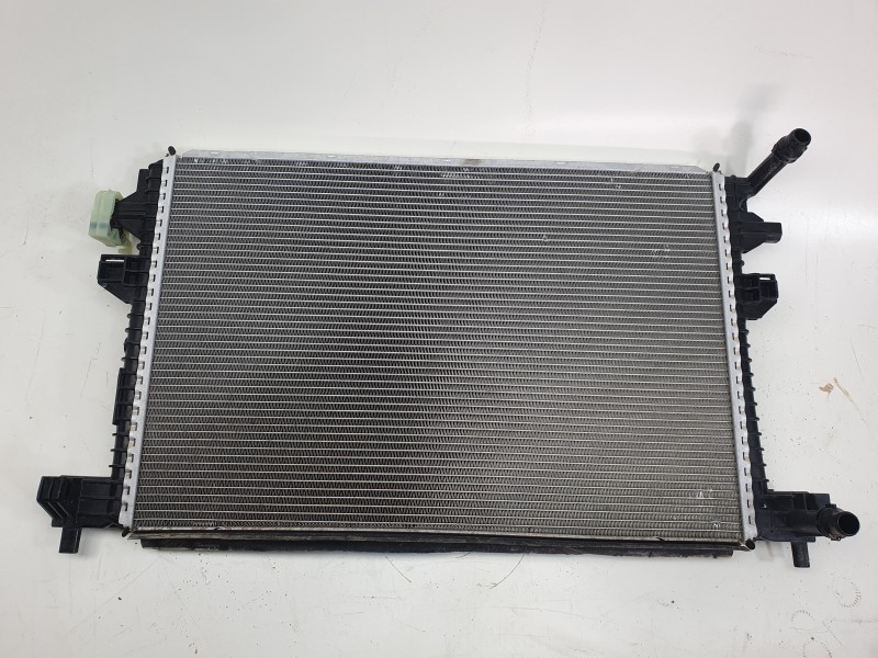 Recambio de radiador agua para audi q3 sportback (f3n) 35 tdi referencia OEM IAM 5Q0121251HQ 5Q0121251HQ 