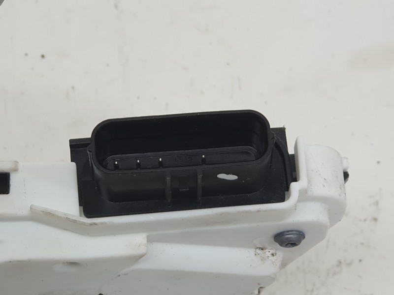 Recambio de cerradura puerta trasera izquierda para mg zs suv (azs1) 1.5 vti referencia OEM IAM 10640593 10845782 