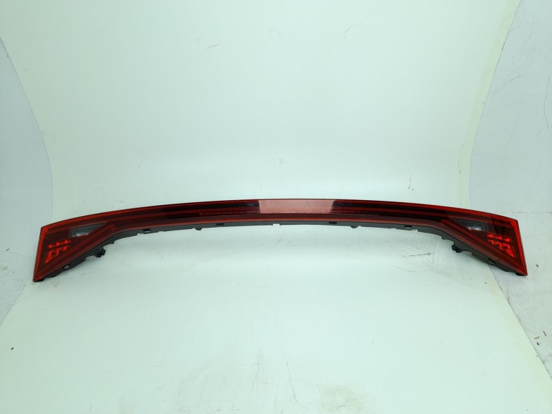 Recambio de piloto trasero central para cupra formentor (km7, kmp) 1.5 tsi referencia OEM IAM  5FF945307B 
