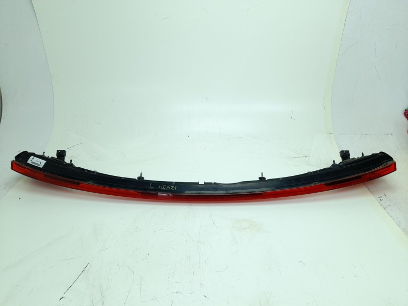 Recambio de piloto trasero central para cupra formentor (km7, kmp) 1.5 tsi referencia OEM IAM  5FF945307B 