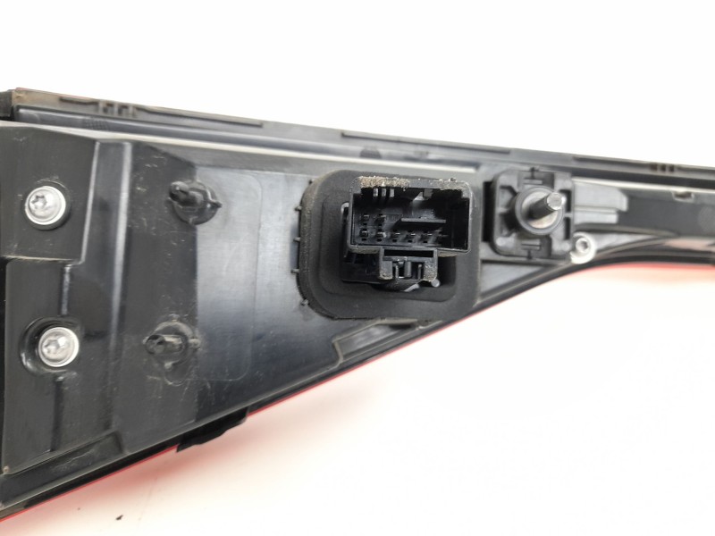 Recambio de piloto trasero central para cupra formentor (km7, kmp) 1.5 tsi referencia OEM IAM  5FF945307B 