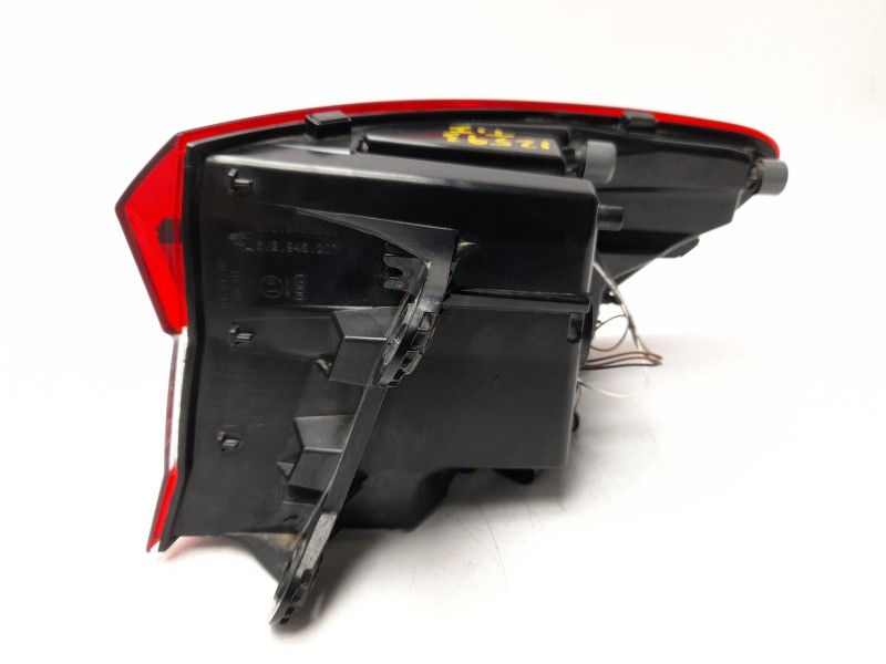 Recambio de piloto trasero izquierdo para skoda fabia iv (pj3) 1.0 mpi referencia OEM IAM  6VE945207 