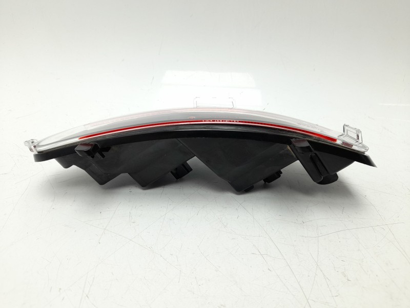 Recambio de piloto trasero izquierdo paragolpes para renault captur e-tech hybrid referencia OEM IAM  265855239R 103F18150381/57