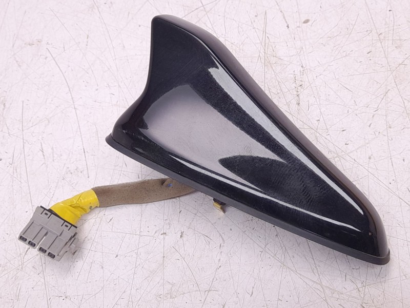 Recambio de antena para hyundai i30 (pde, pd, pden) 2.0 n referencia OEM IAM 96210G4410EB  
